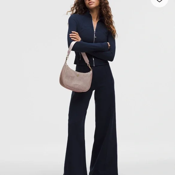 Lululemon athletics Essentials Glitter Tan Shoulderand crossbody bag